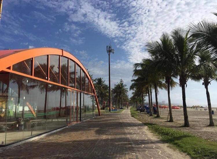 Suites Proximo Ao Rio Jaguareguava Em بيرتيوغا المظهر الخارجي الصورة