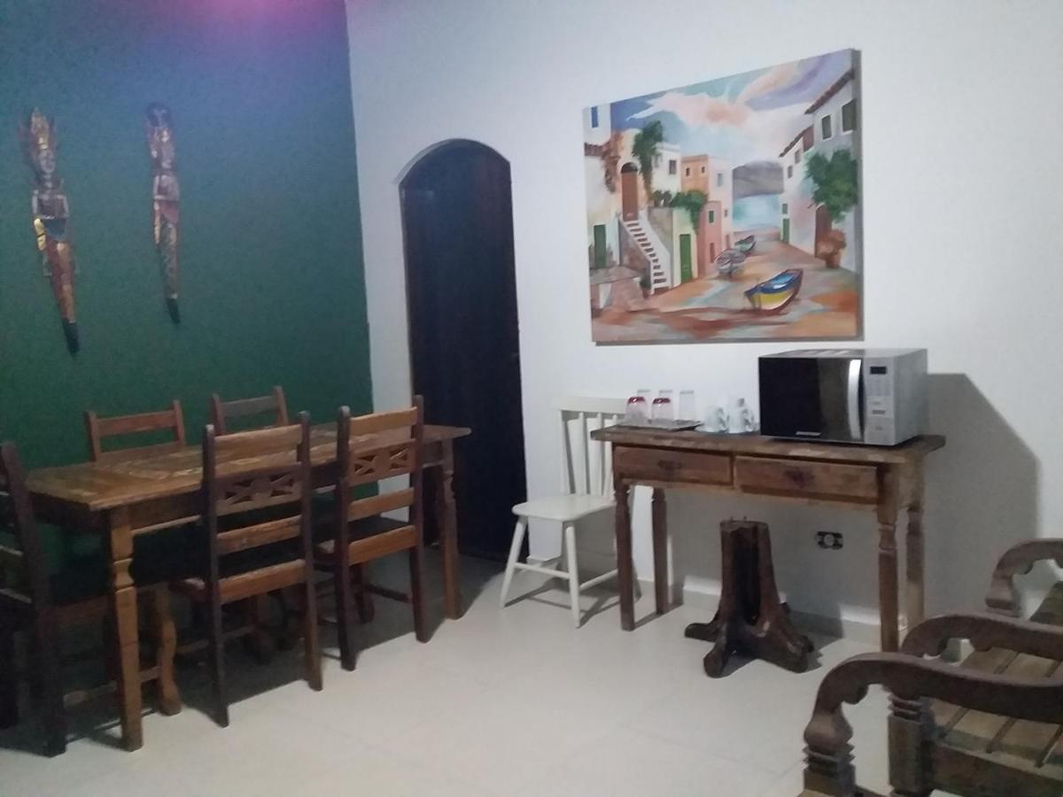 Suites Proximo Ao Rio Jaguareguava Em بيرتيوغا المظهر الخارجي الصورة